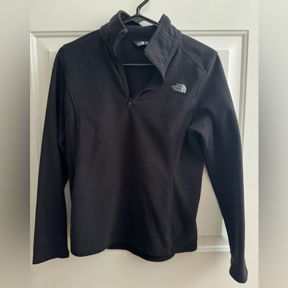 North face women’s pullover